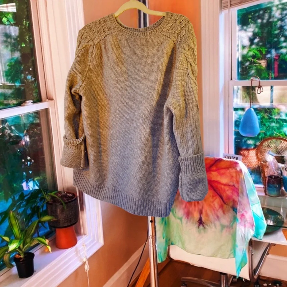 green nordic coastal soft & stretchy oversized cabled sweater 🔮✨ - Picture 7 of 9
